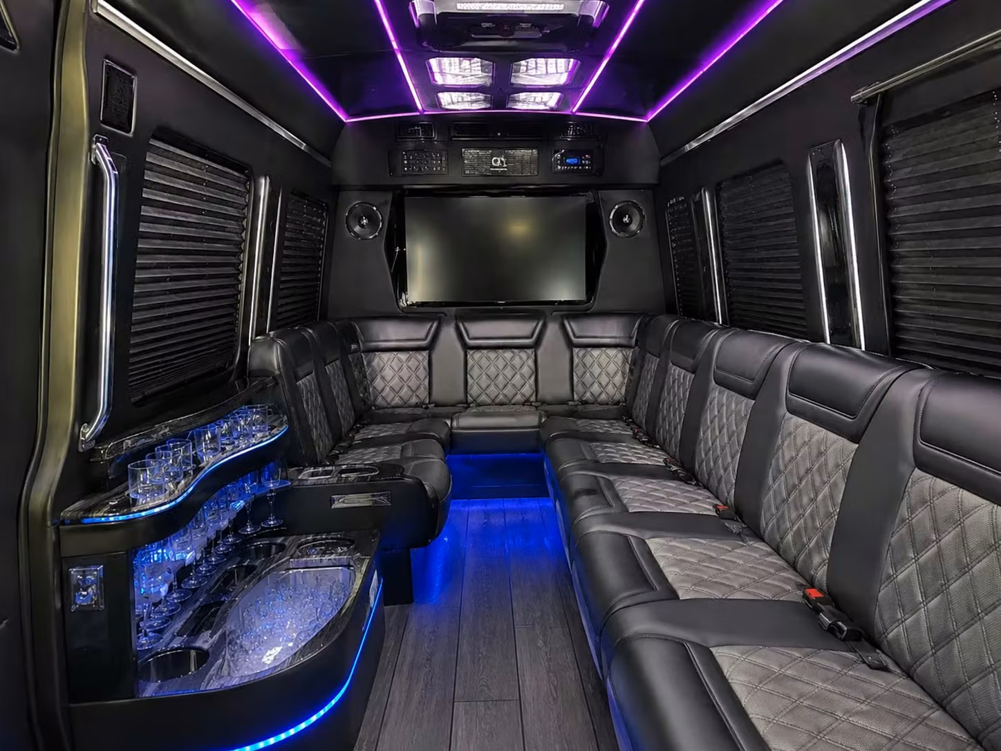 choose the right woodland prom transportation package for your group s itinerary