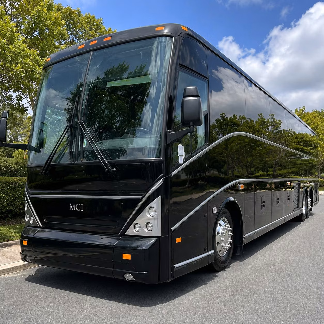 corporate event bus rentals in woodland